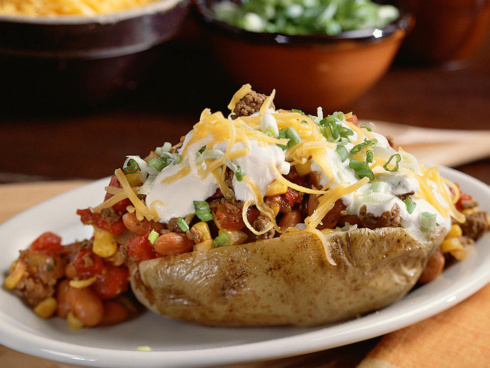 Pakkd Potato & Seafood | restaurant | 228 W Scott Ave, Rahway, NJ 07065, USA | 8482365320 OR +1 848-236-5320