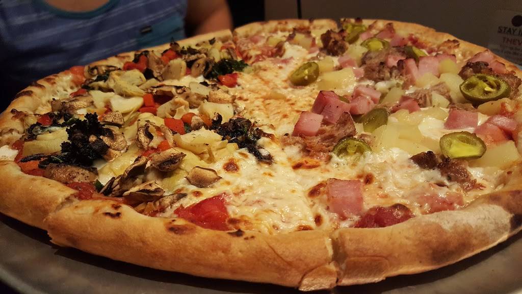 The Vinyl Pi | restaurant | 15906 Old Statesville Rd, Huntersville, NC 28078, USA | 7049921781 OR +1 704-992-1781