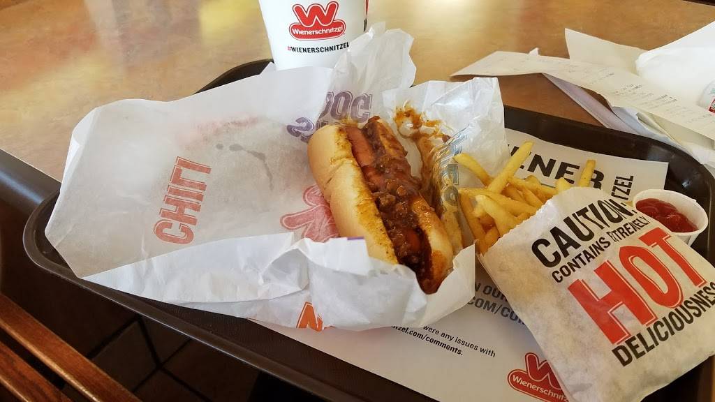 Wienerschnitzel | restaurant | 2172 E Harbor Blvd, Ventura, CA 93001, USA | 8056539280 OR +1 805-653-9280