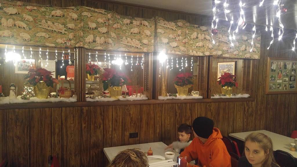 Troutmans Barbecue | restaurant | 18466 NC-109, Denton, NC 27239, USA | 3368592206 OR +1 336-859-2206