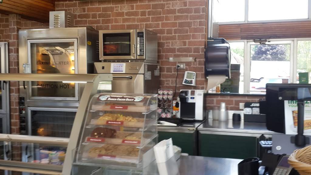 Subway Restaurants | restaurant | 1710 W Jefferson St, Joliet, IL 60435, USA | 8157291234 OR +1 815-729-1234