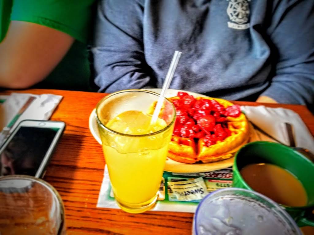 Green Lantern Restaurant | restaurant | 4412 Siggelkow Rd, McFarland, WI 53558, USA | 6088384730 OR +1 608-838-4730