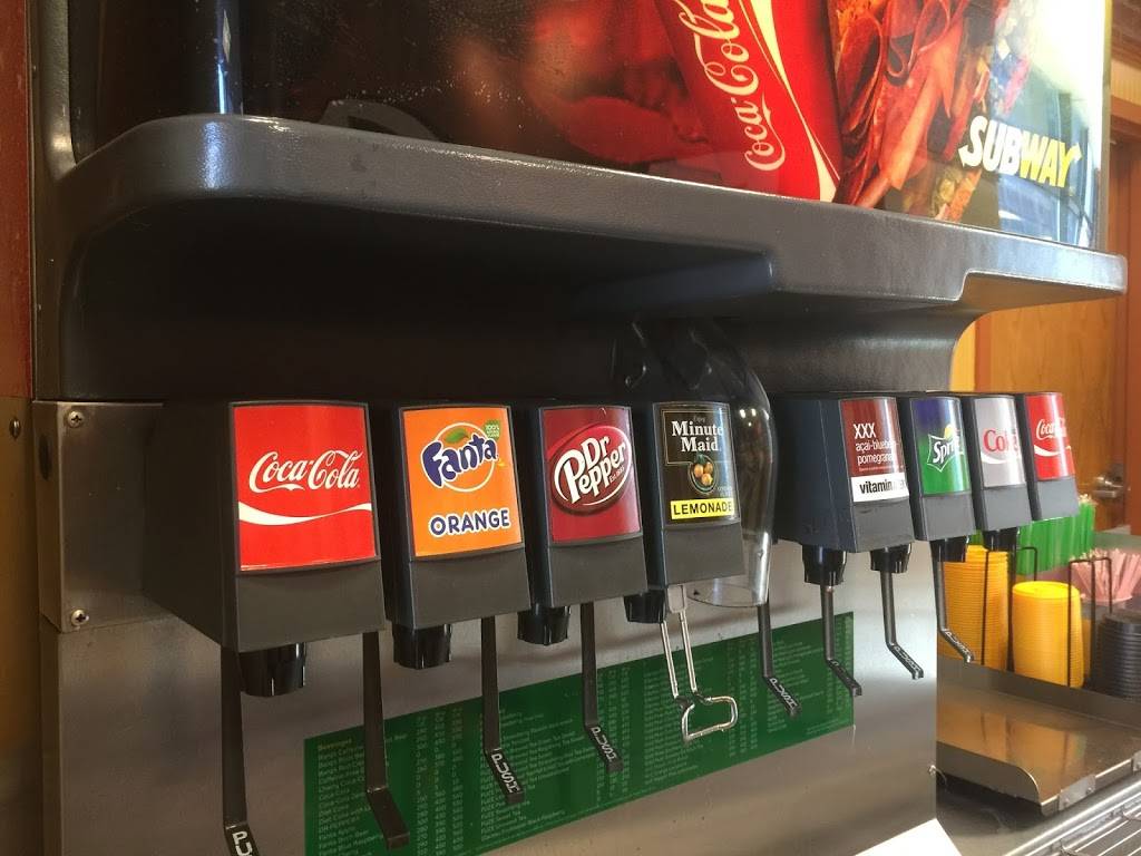 Subway Restaurants | restaurant | 1435 N Courthouse Rd, Arlington, VA 22201, USA | 7038418355 OR +1 703-841-8355