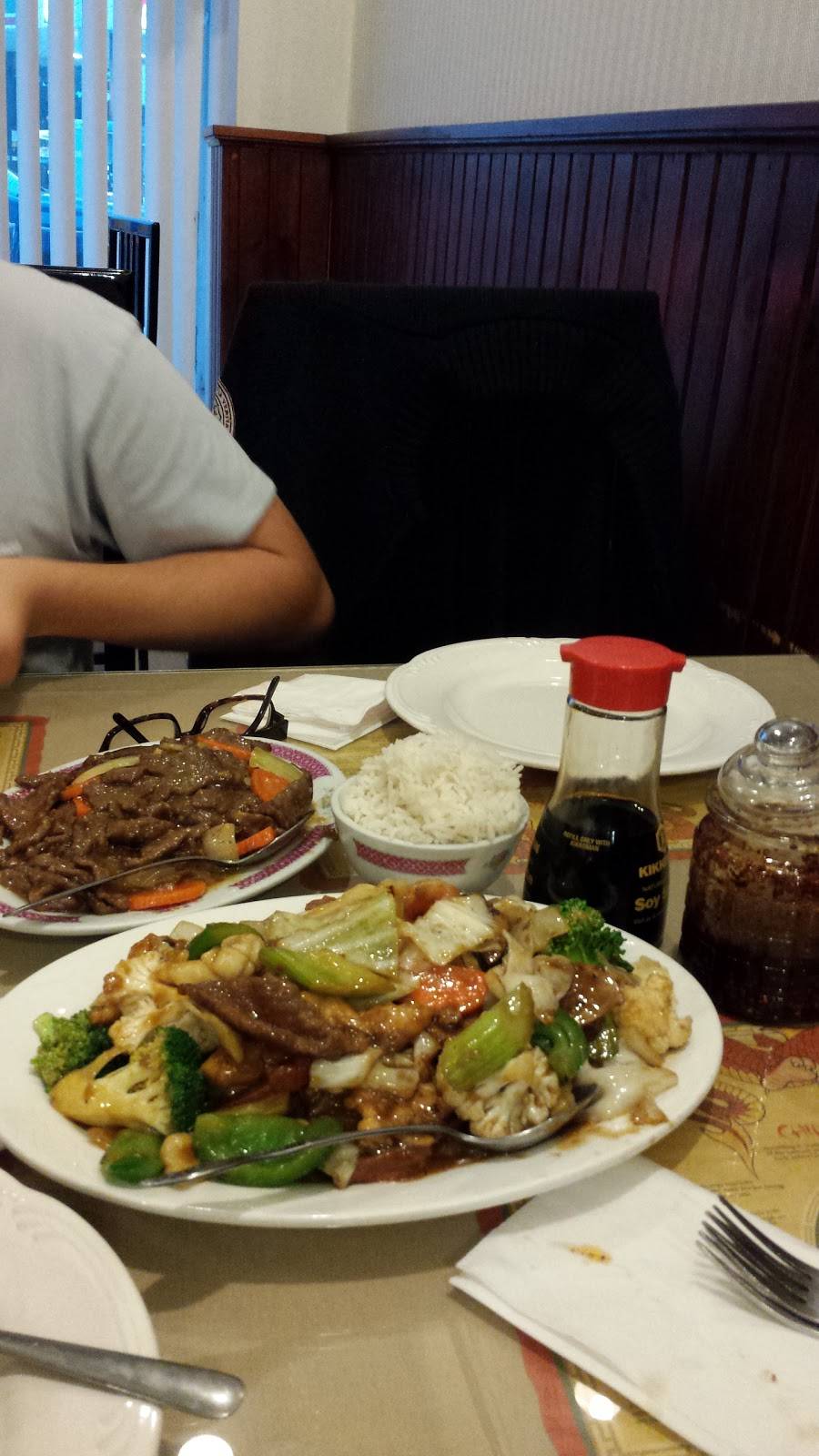 Fu Lok Restaurant | restaurant | 696 Dundas St, Woodstock, ON N4S 1E6, Canada | 5195390683 OR +1 519-539-0683