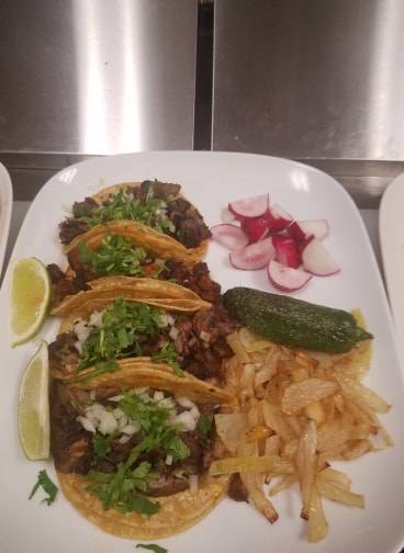 La Costeña Cafe | restaurant | 5823 W Burnham St, West Allis, WI 53219, USA | 4148376685 OR +1 414-837-6685