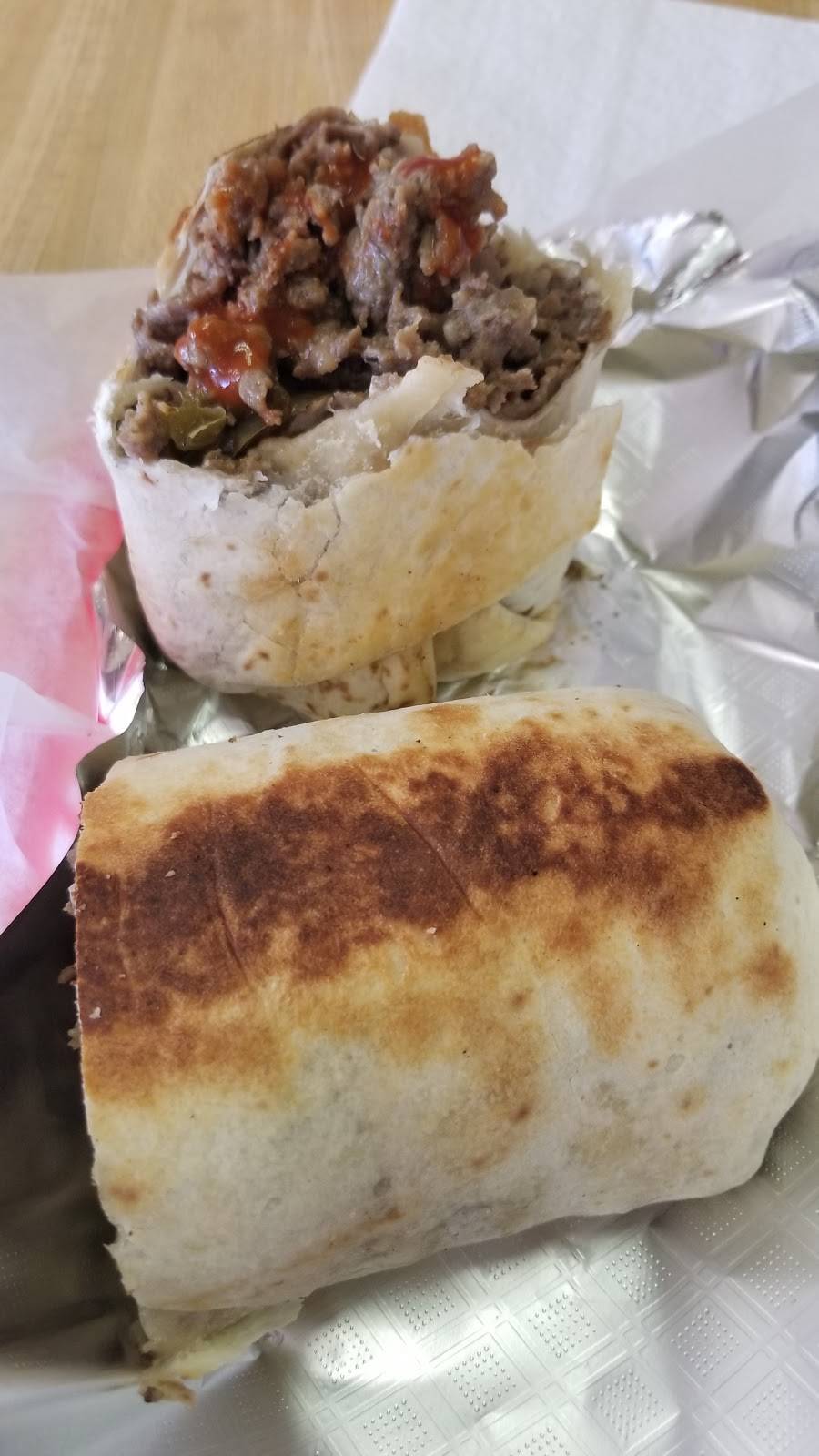 Mikes Deli | restaurant | 2101 S Combee Rd, Lakeland, FL 33801, USA | 8636672300 OR +1 863-667-2300