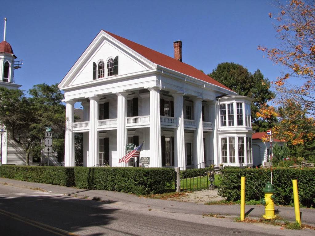 Ocean Woods Resort | restaurant | 71 Dyke Rd, Kennebunkport, ME 04046, USA | 2079671928 OR +1 207-967-1928