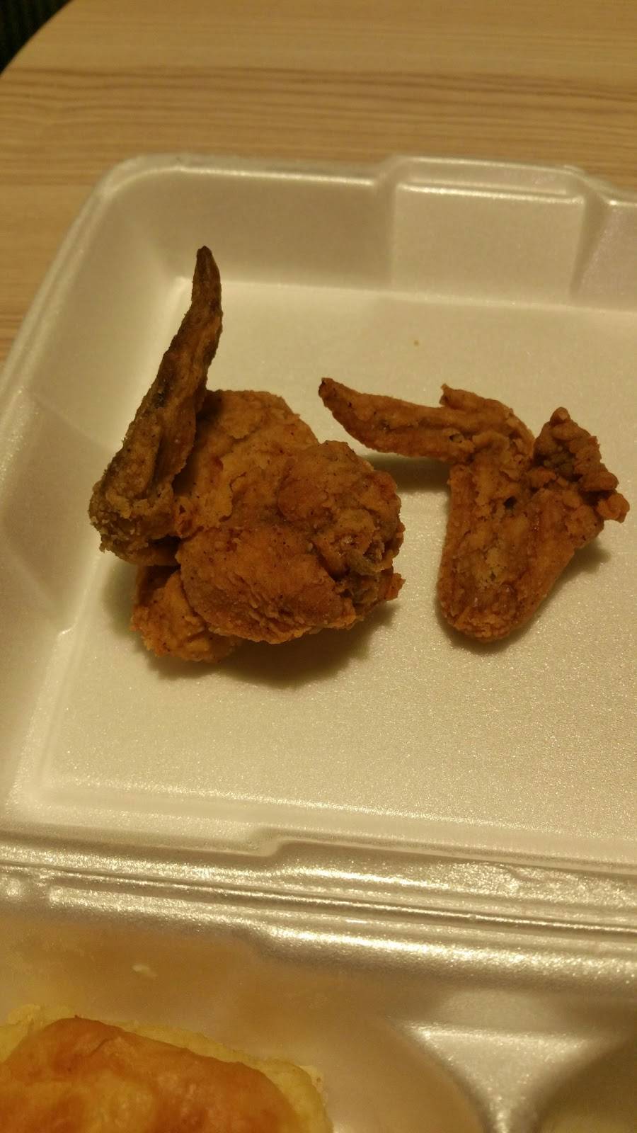 Lees Famous Recipe Chicken | restaurant | 2629 S Jefferson Ave, St. Louis, MO 63118, USA | 3147719546 OR +1 314-771-9546