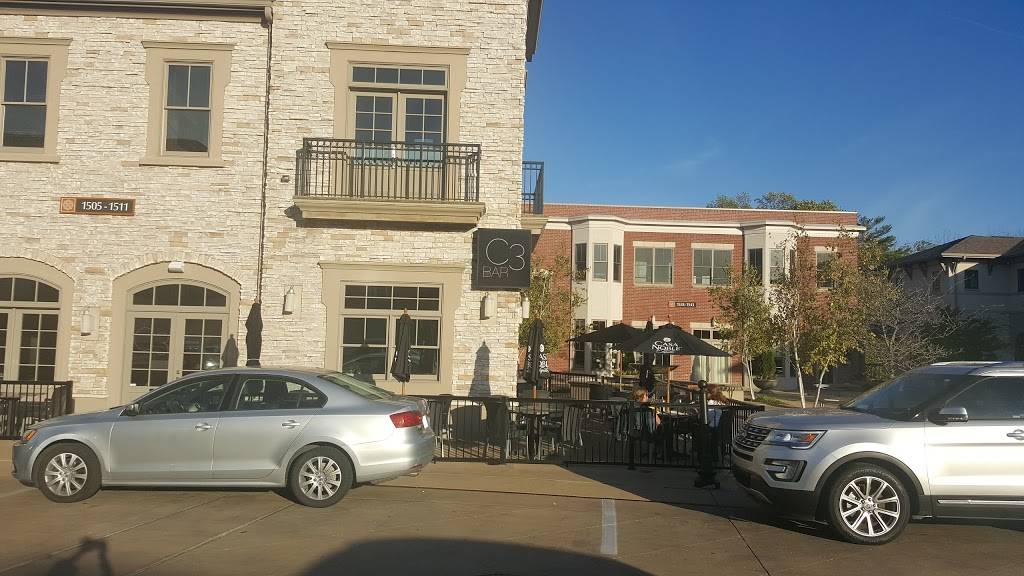 C3 Bar | restaurant | 1505 S Piazza Dr, Bloomington, IN 47401, USA | 8122878027 OR +1 812-287-8027