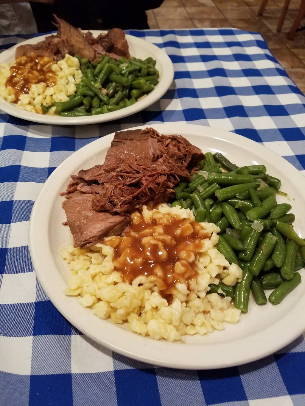 Marikkas Restaurant & Bier Stube | restaurant | 411 Southland Dr, Lexington, KY 40503, USA | 8592751925 OR +1 859-275-1925