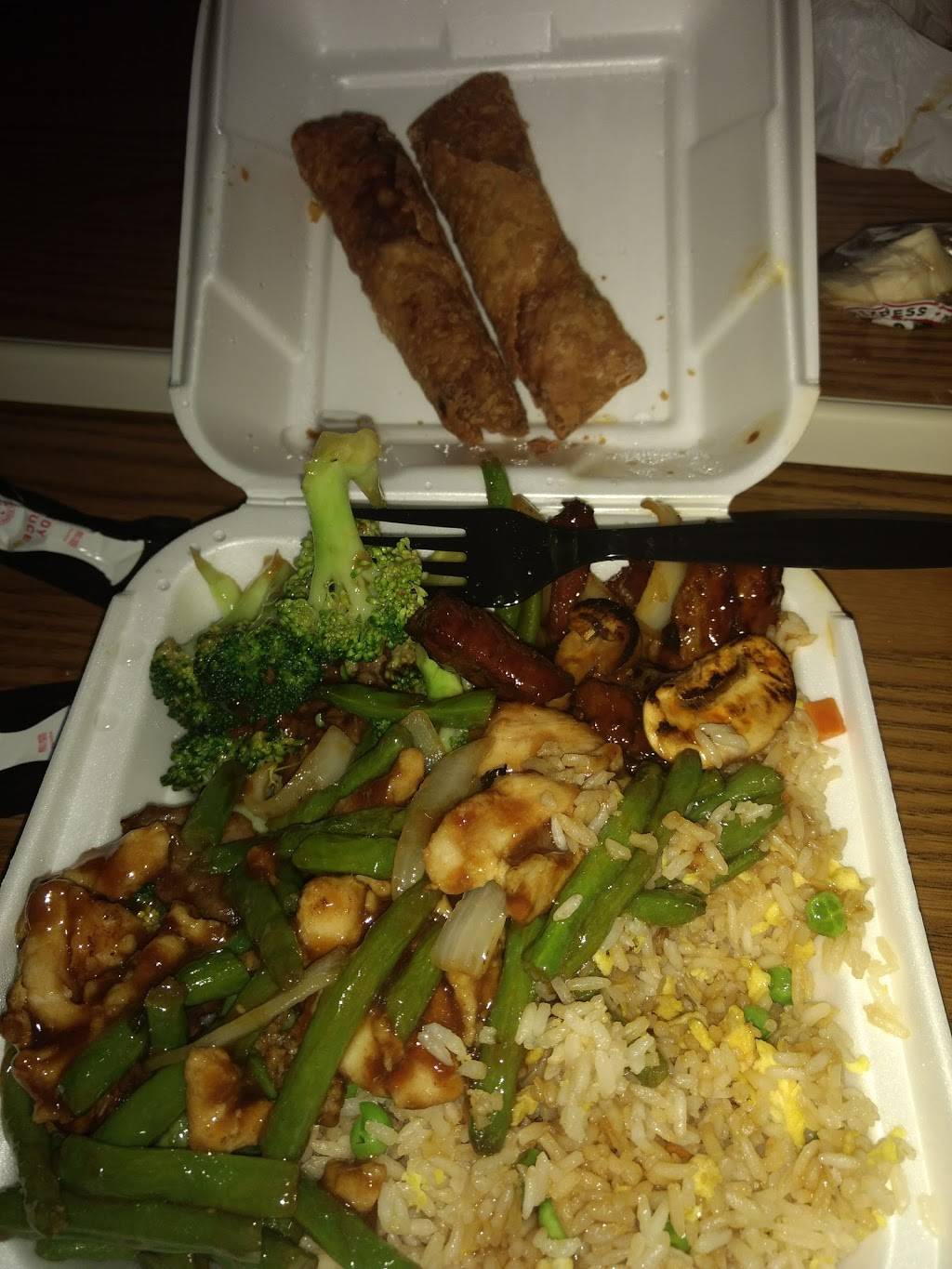 Panda Express | meal takeaway | 900 W Grace St, Richmond, VA 23220, USA | 8043546818 OR +1 804-354-6818
