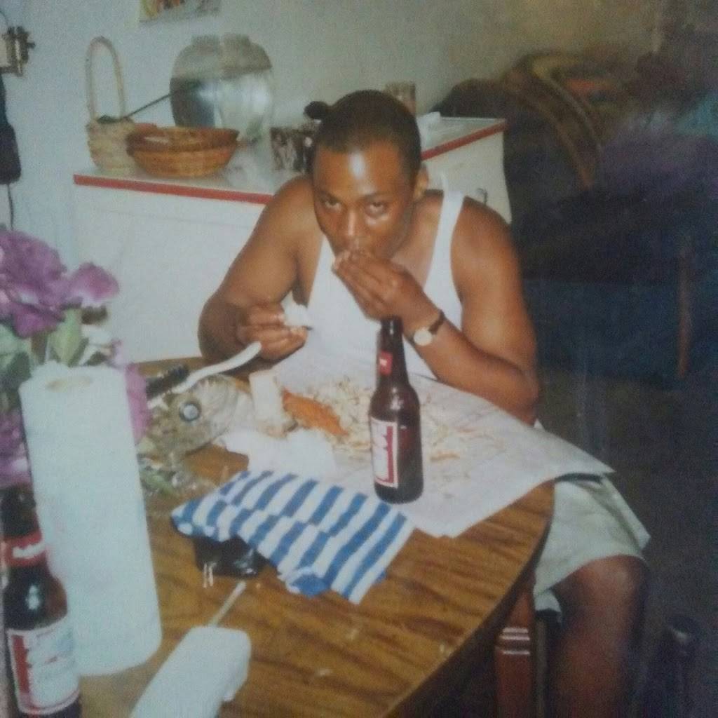 Blue Point Crab House | restaurant | 594 Jermor Ln, Westminster, MD 21157, USA | 4108712722 OR +1 410-871-2722