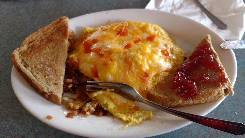 Star Diner | restaurant | 1111 Waterloo Geneva Rd, Waterloo, NY 13165, USA | 3155390108 OR +1 315-539-0108