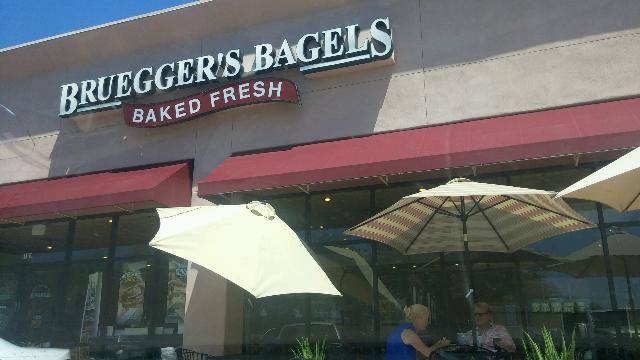 Brueggers Bagels | bakery | 88 W River Rd, Tucson, AZ 85704, USA | 5202922111 OR +1 520-292-2111