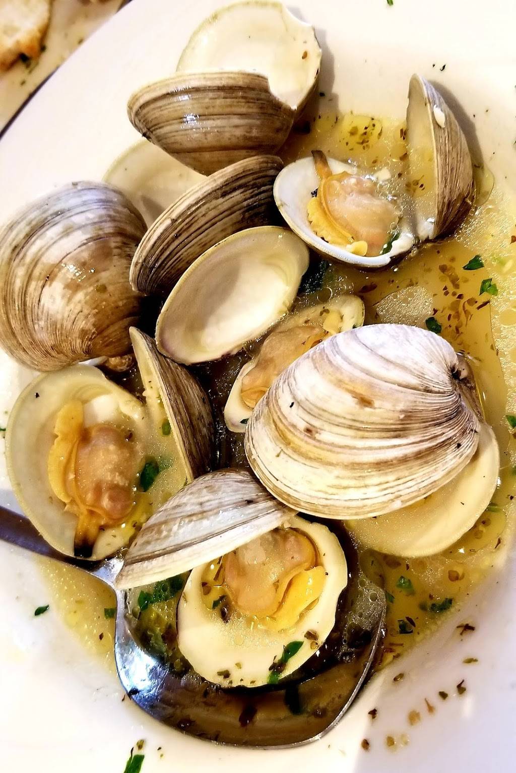 The Roasted Pig | restaurant | 98 Nash Rd, New Bedford, MA 02746, USA | 5089928267 OR +1 508-992-8267