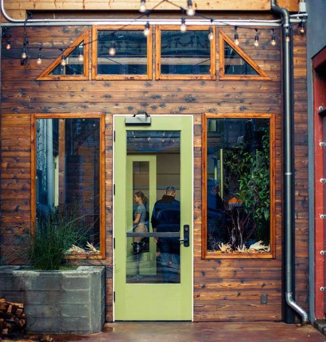 Central Kitchen | restaurant | 3000 20th St, San Francisco, CA 94110, USA | 4158267004 OR +1 415-826-7004