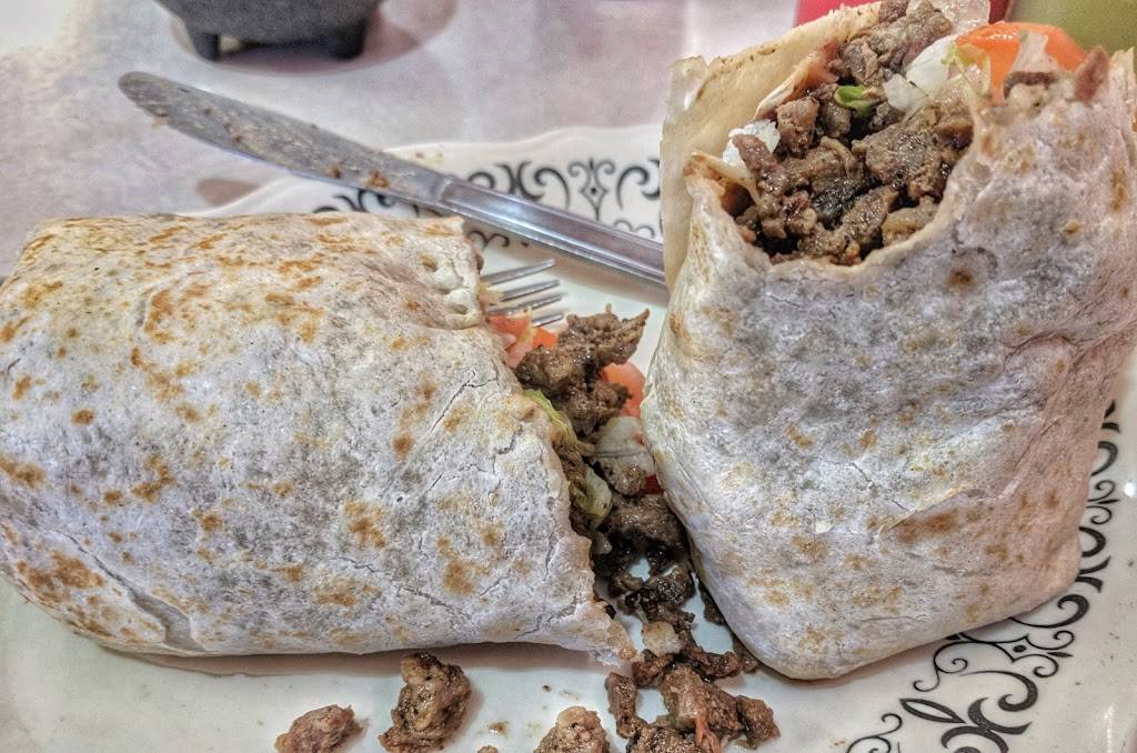 La Salsita Restaurant | restaurant | 1105 W Lincoln Ave, Milwaukee, WI 53215, USA | 4143842200 OR +1 414-384-2200