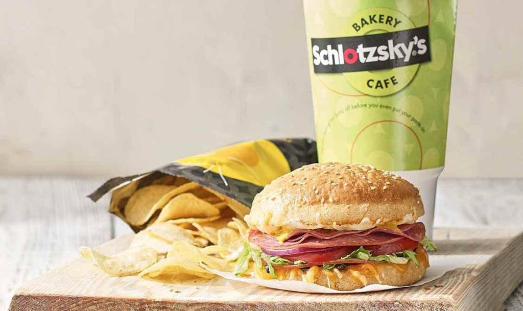 KFC | restaurant | 356 E Main Street, Apopka, FL 32703, USA | 4074640759 OR +1 407-464-0759