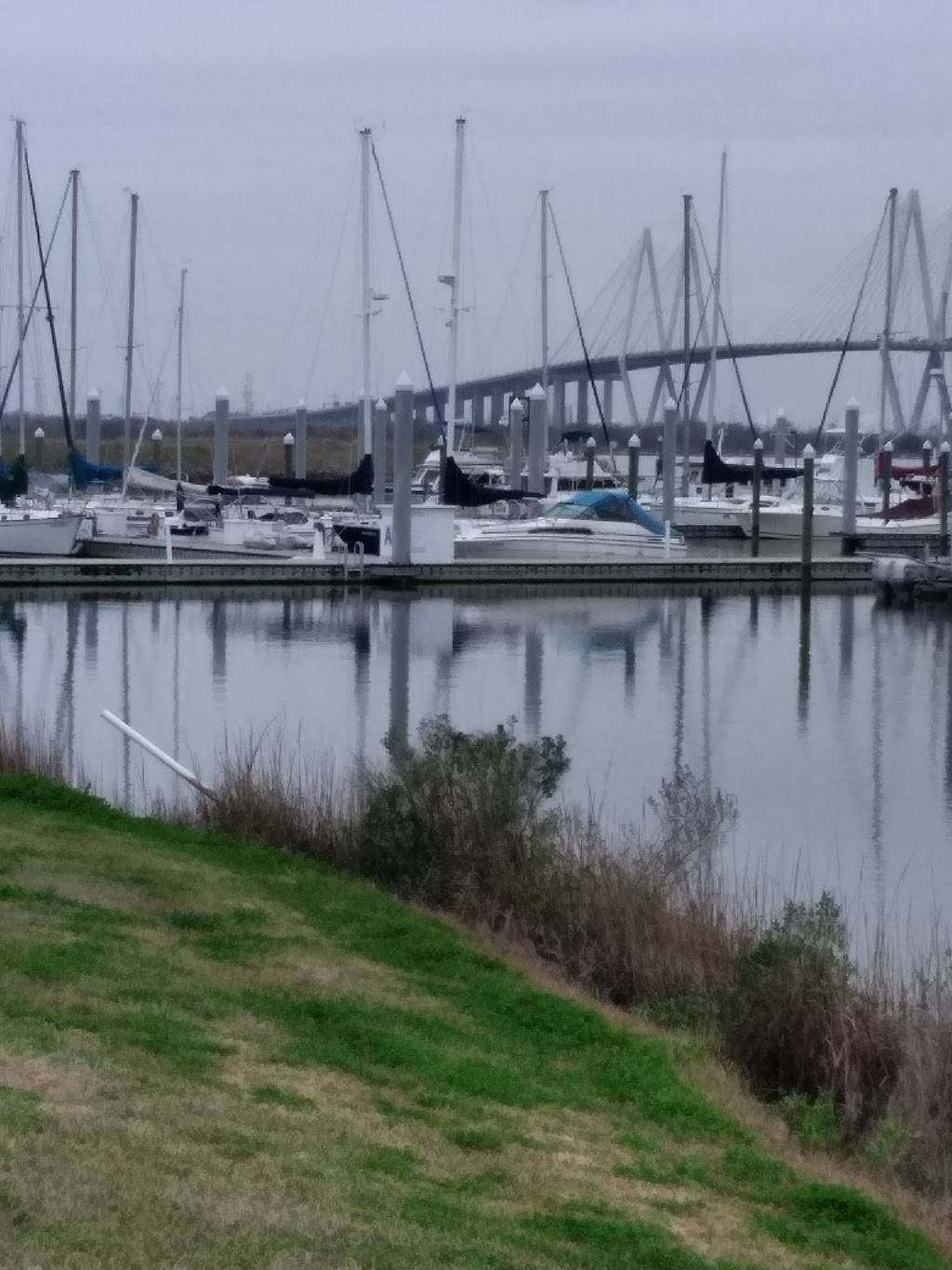 Whites Multicultural Center | restaurant | 307 N Erskine St, Angleton, TX 77515, USA | 9798644334 OR +1 979-864-4334