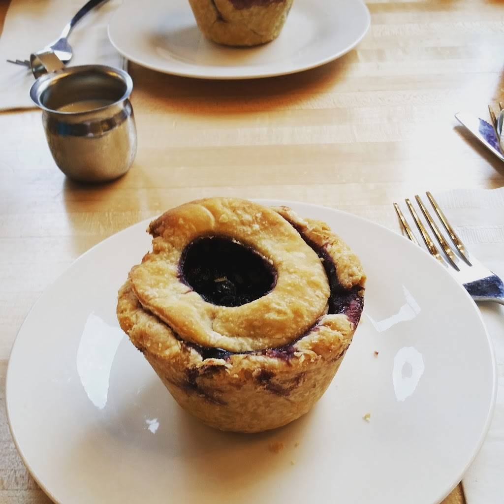 Ogdens North Street Diner | restaurant | 560 North St, Madison, WI 53704, USA | 6084673930 OR +1 608-467-3930