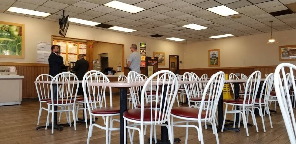 Wendys | restaurant | 1454 Whitehall Rd, Annapolis, MD 21409, USA | 4107576959 OR +1 410-757-6959