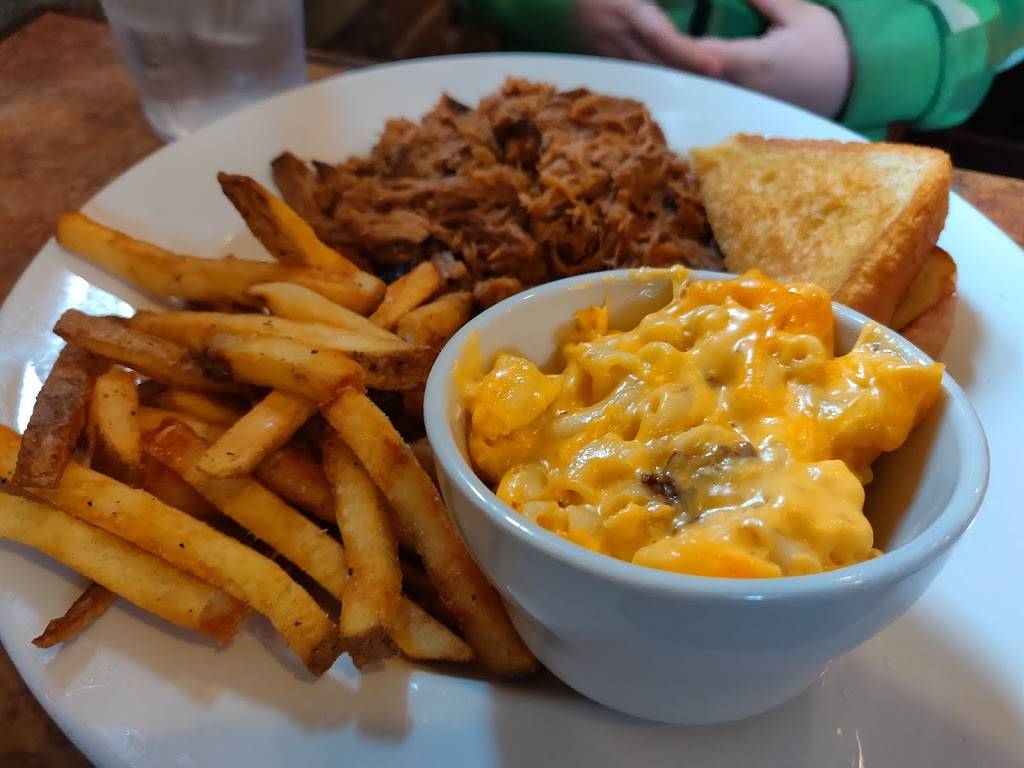 Buckeyes of Social Circle | restaurant | 170 S Cherokee Rd, Social Circle, GA 30025, USA | 6784659483 OR +1 678-465-9483