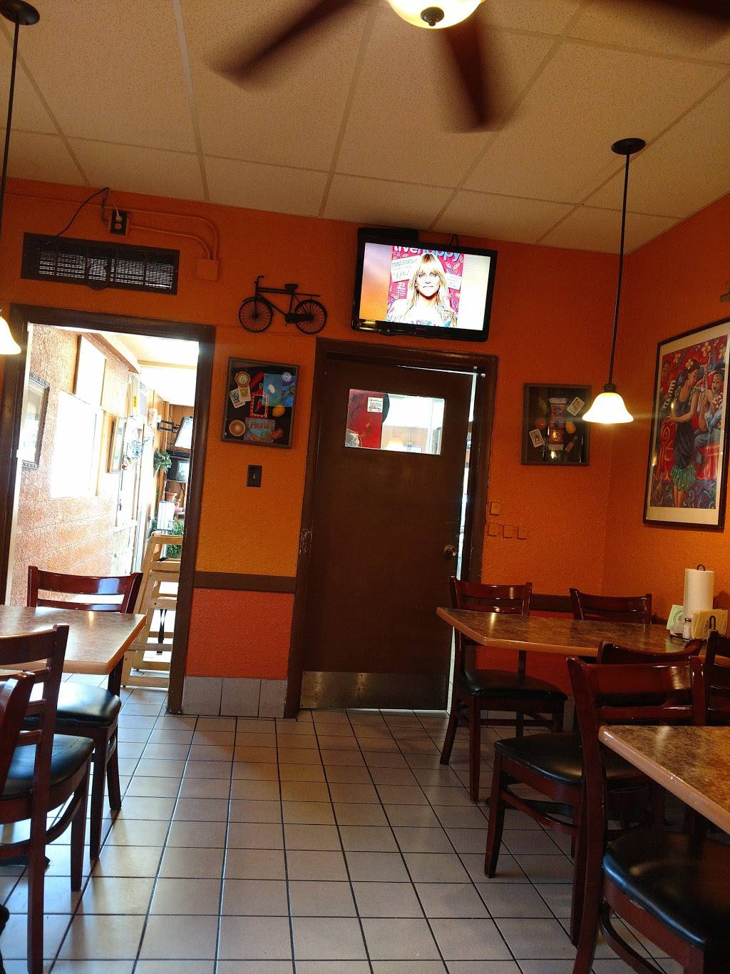 La Cocina Macias | restaurant | 355 W Court St, Kankakee, IL 60901, USA | 8159351807 OR +1 815-935-1807