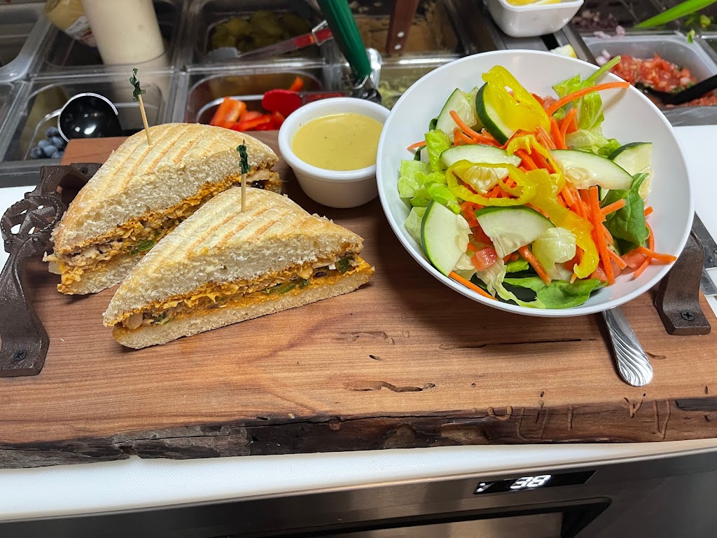 Rooted: Eat More Plants | restaurant | 1325 Center Dr Suite 108, Medford, OR 97501, USA | 4582259861 OR +1 458-225-9861