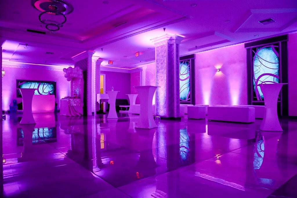 Amour Banquet Hall | restaurant | 1714 Ivar Ave, Los Angeles, CA 90028, USA | 3234642216 OR +1 323-464-2216