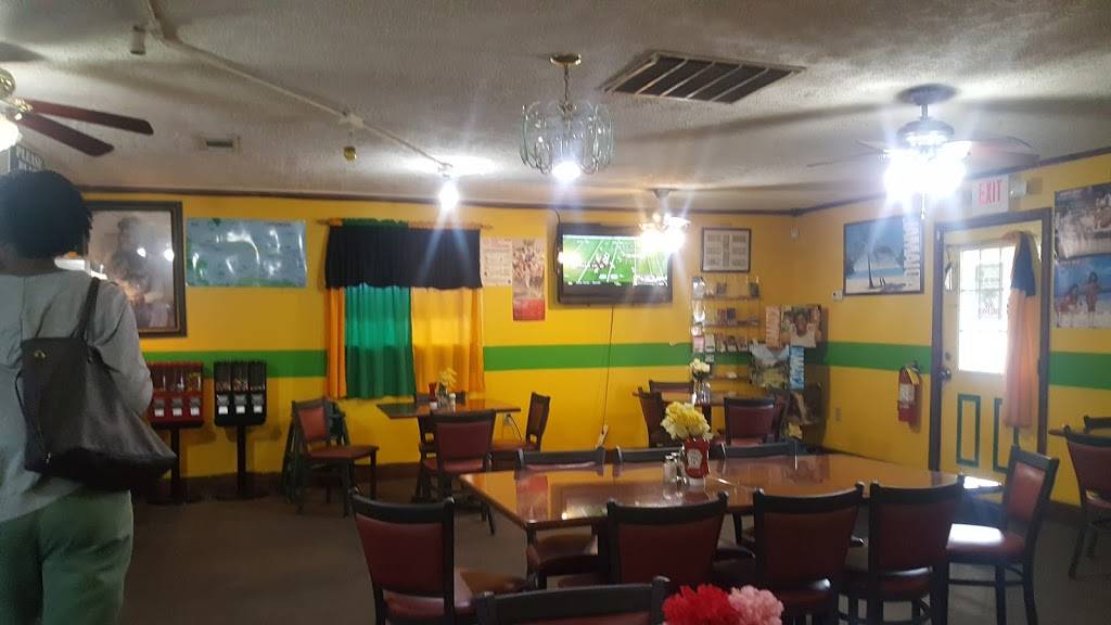 Good 2 Go | restaurant | 812 Elma G Miles Pkwy, Hinesville, GA 31313, USA | 9123693933 OR +1 912-369-3933