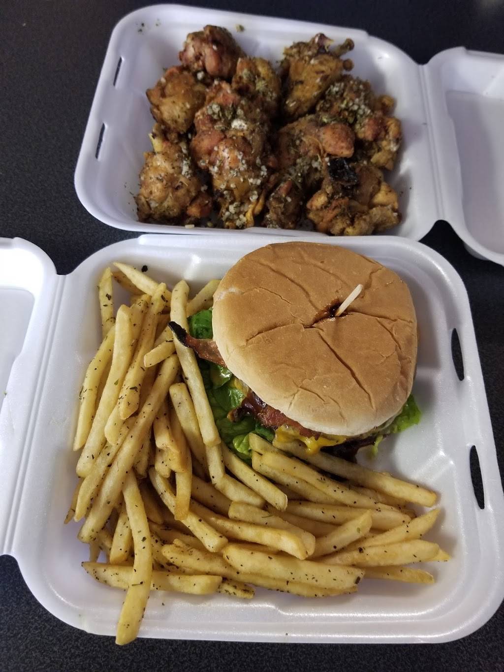 Sunnys Pizza | meal delivery | 3156 Main St, San Diego, CA 92113, USA | 6192314499 OR +1 619-231-4499