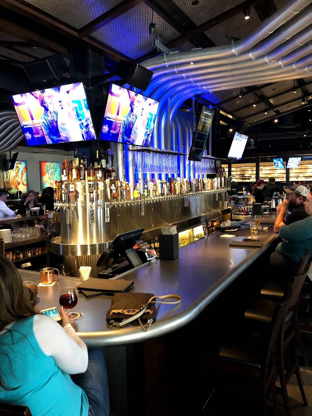 Yard House | restaurant | Toyota Music Factory, 320 West Las Colinas Boulevard, Irving, TX 75039, USA | 2144960151 OR +1 214-496-0151