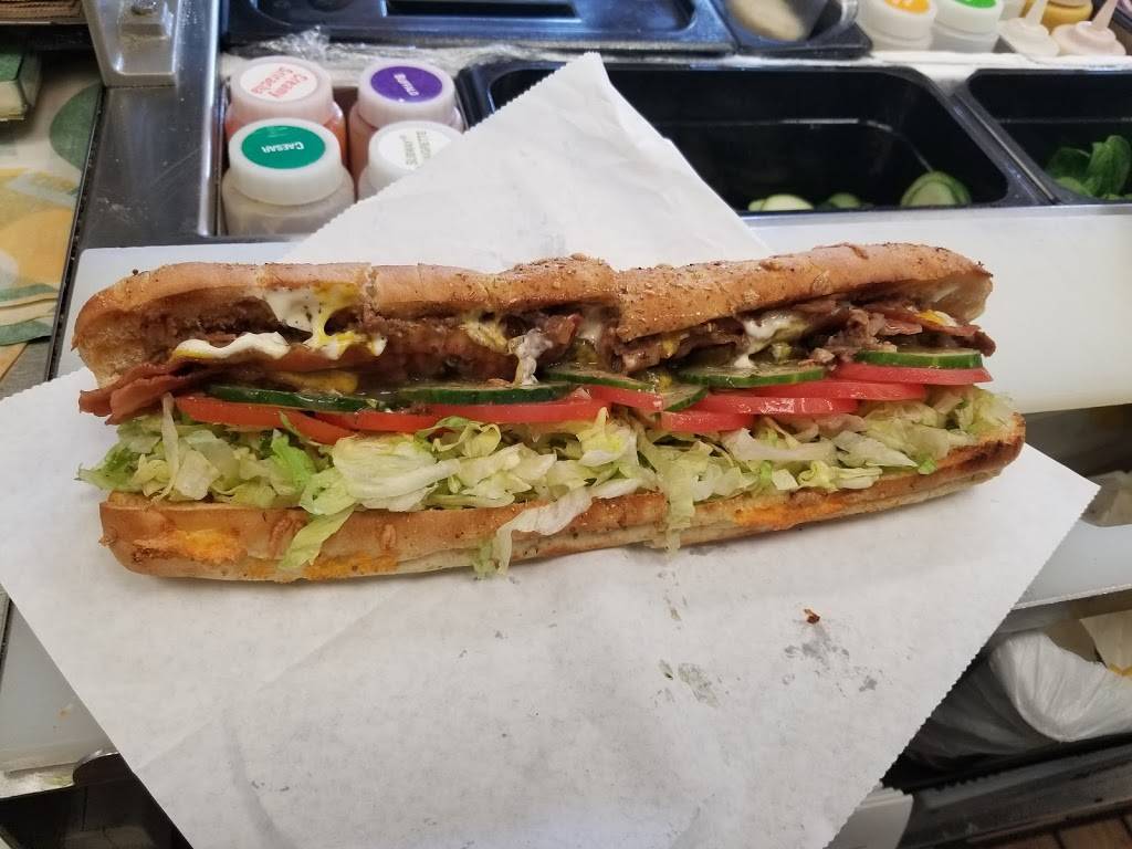 Subway Restaurants | restaurant | Grand Slam Plaza, 1100 N Tuttle Ave Unit #18, Sarasota, FL 34237, USA | 9419548794 OR +1 941-954-8794