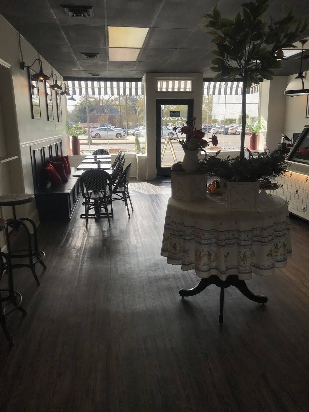 Bistro 1307 LLC | restaurant | 1307 Noble St, Anniston, AL 36201, USA | 2564030599 OR +1 256-403-0599