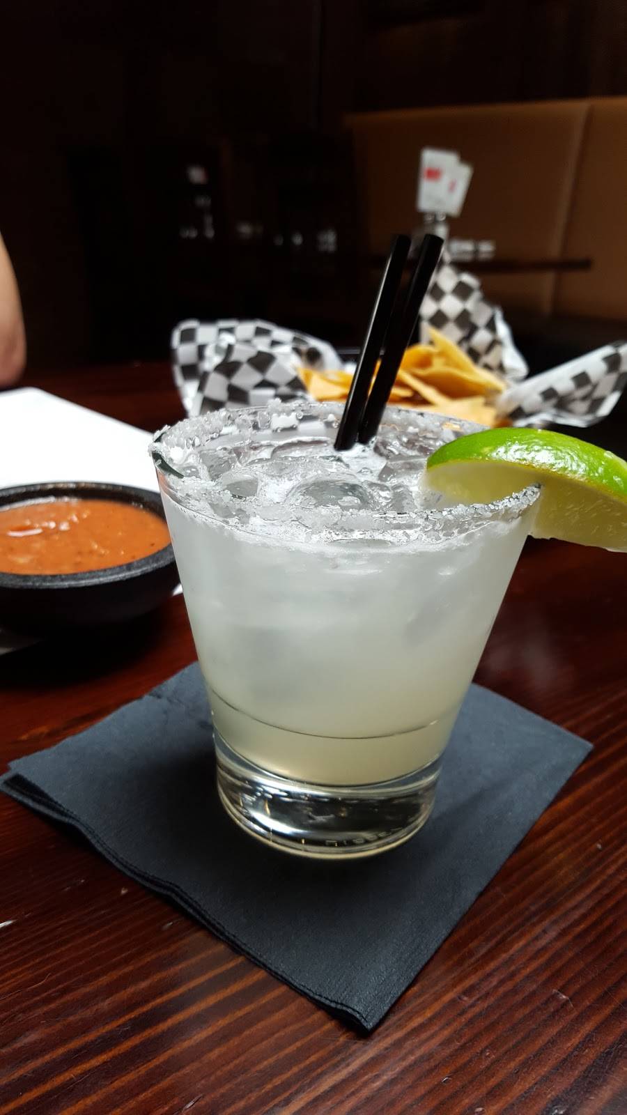 TeKila | restaurant | 13817 Ventura Blvd, Sherman Oaks, CA 91423, USA | 8189864623 OR +1 818-986-4623