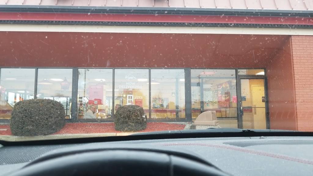 Wendys | restaurant | 3811 75th St, Kenosha, WI 53142, USA | 2626975680 OR +1 262-697-5680