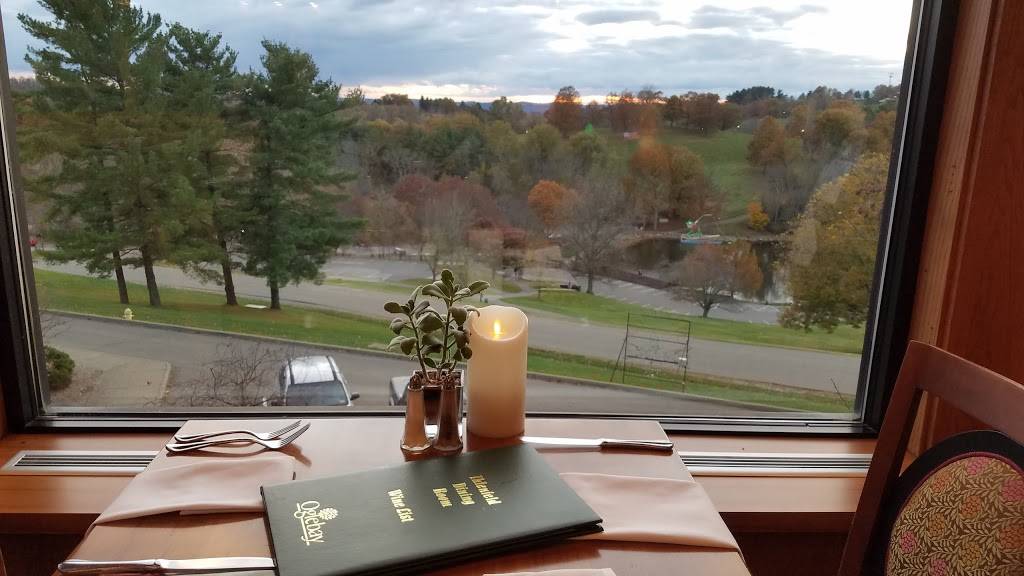 Ihlenfeld Dining Room | restaurant | 465 Lodge Dr, Wheeling, WV 26003, USA | 3042434090 OR +1 304-243-4090