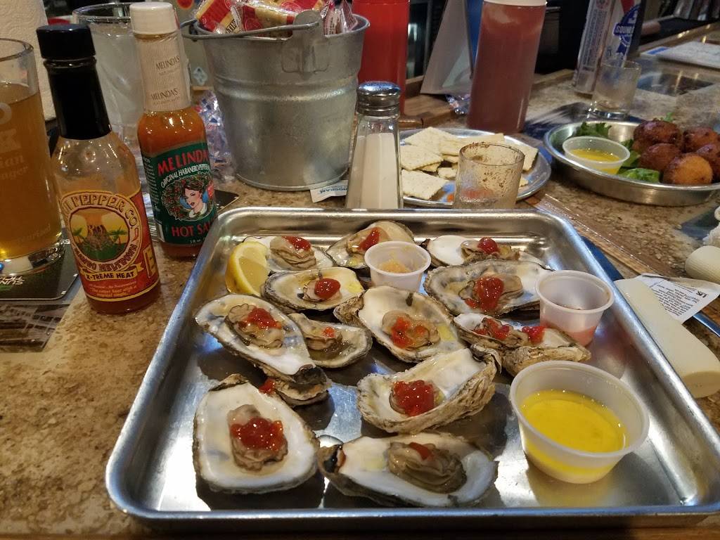 Shuckin Shack Oyster Bar | restaurant | 2340 Bale St #100, Raleigh, NC 27608, USA | 9193220324 OR +1 919-322-0324