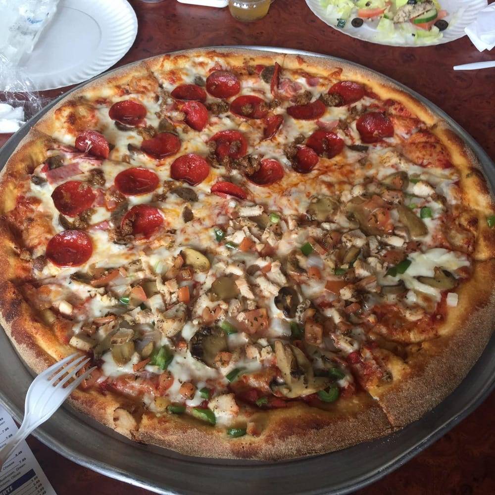 Lil Tonys | restaurant | 12091 18 Mile Rd, Gowen, MI 49326, USA | 6162005114 OR +1 616-200-5114