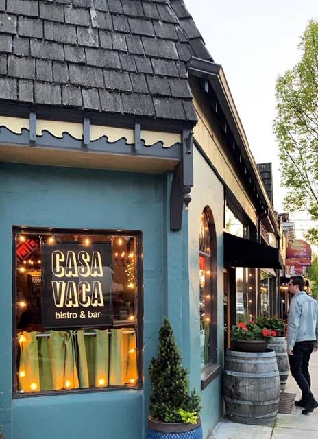 Casa Vaca Bistro + Bar | restaurant | 7800 SW Capitol Hwy, Portland, OR 97219, USA | 5034328479 OR +1 503-432-8479