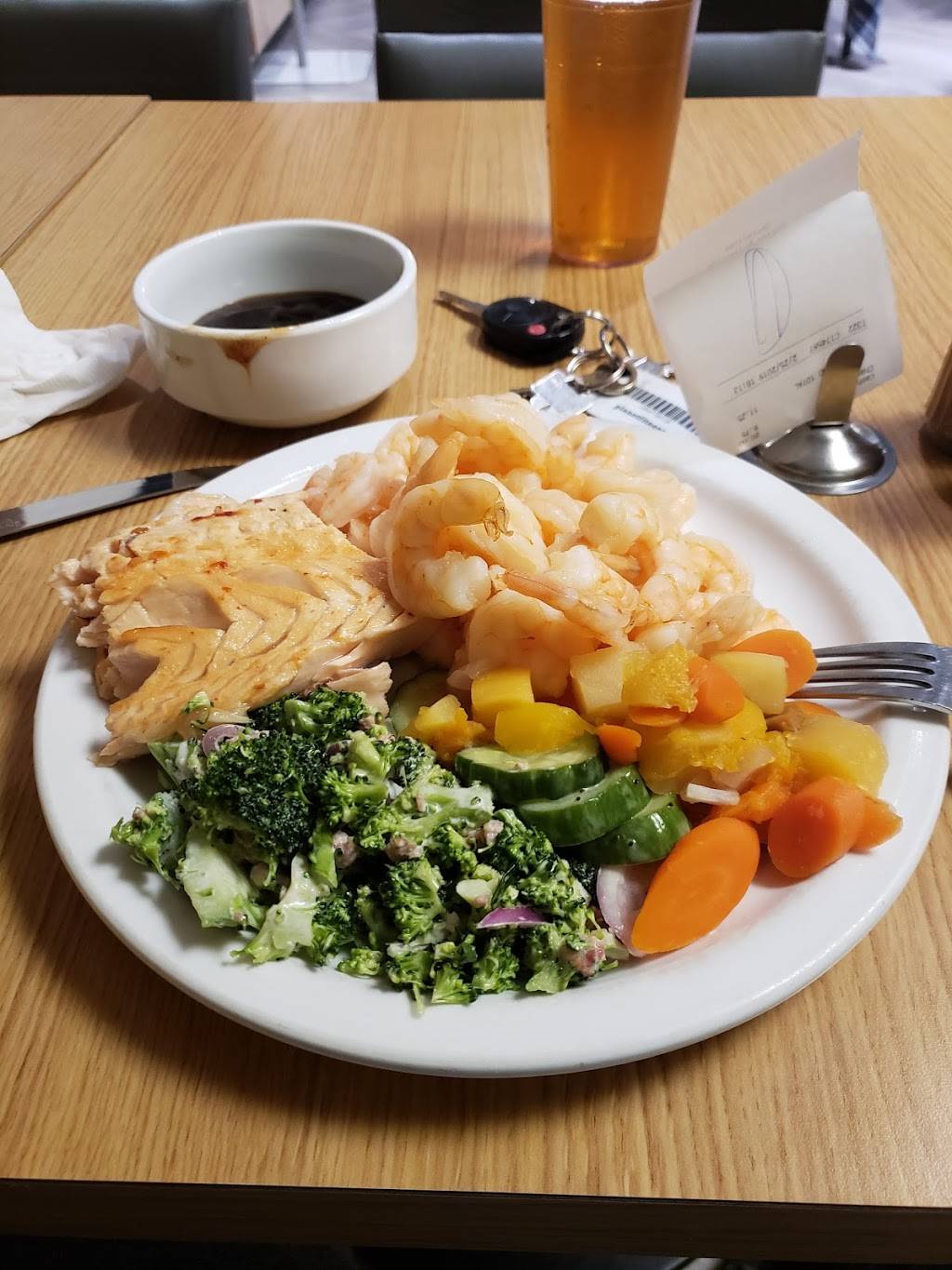 Shorelines Casino Belleville | restaurant | 380 Bell Blvd, Belleville, ON K8P 5H9, Canada | 6136899100 OR +1 613-689-9100