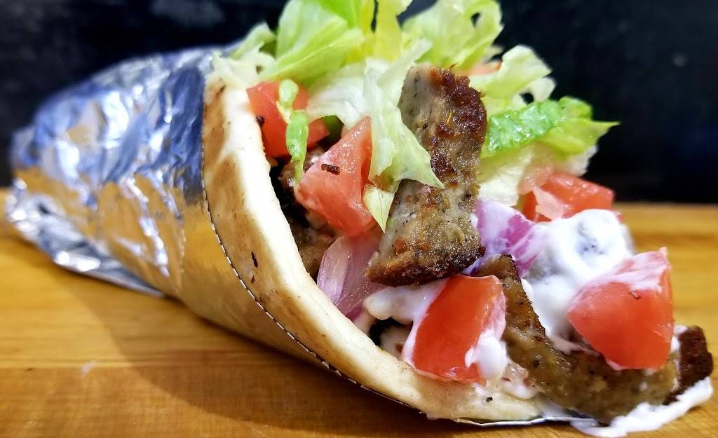 Helenas Mediterranean Cafe and Deli | restaurant | 2100 Park St, Syracuse, NY 13208, USA | 3154221358 OR +1 315-422-1358