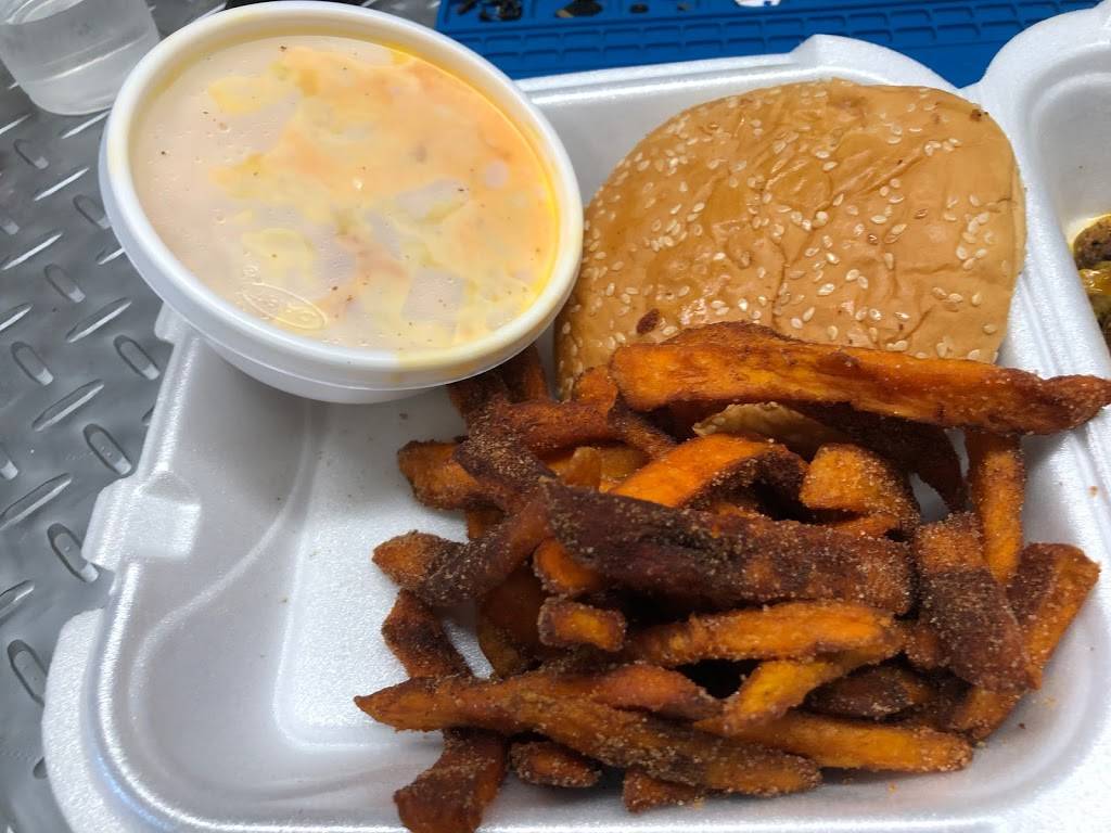 Big Daddys Barbeque | restaurant | 1380 1st St N, Winter Haven, FL 33881, USA | 8632948068 OR +1 863-294-8068