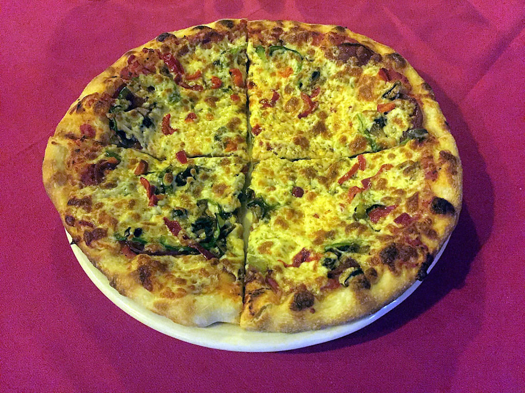 Restaurant Mamma Mia Pizzeria | restaurant | 6070 Chemin de la Côte-Saint-Luc, Montréal, QC H3X 2G8, Canada | 5144889504 OR +1 514-488-9504