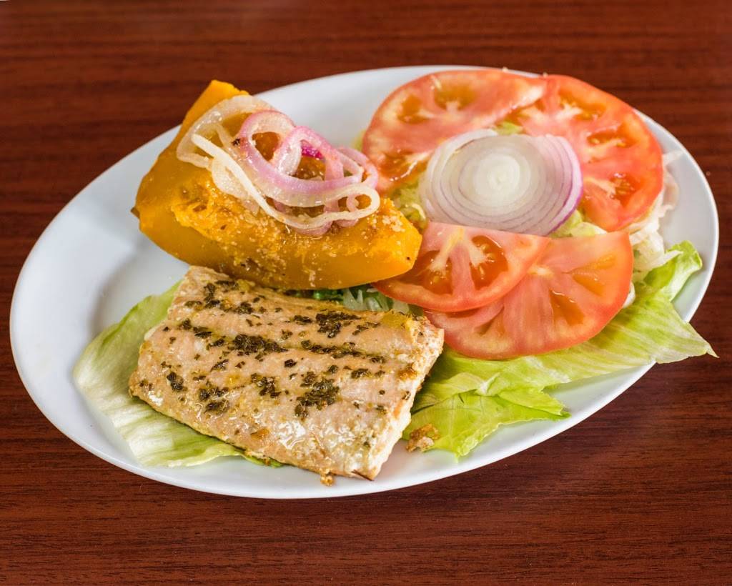 at pipos | restaurant | 2114 W 68th St, Hialeah, FL 33016, USA | 3055120507 OR +1 305-512-0507