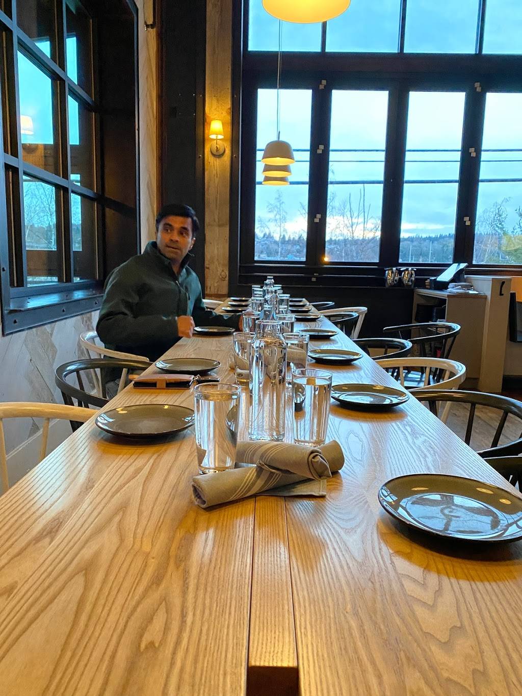 Sawyer | restaurant | 5309 22nd Ave NW suite a, Seattle, WA 98107, USA | 2064207225 OR +1 206-420-7225