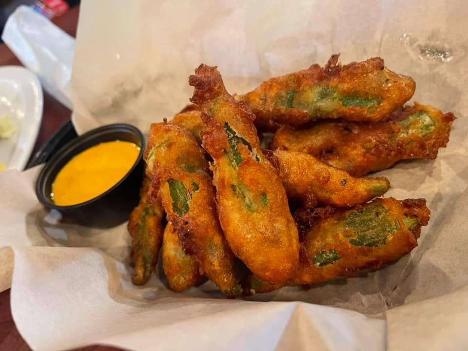 Blue Ribbon Brews and BBQ | restaurant | 8305 Hampton Blvd, Norfolk, VA 23505, USA | 7579046035 OR +1 757-904-6035