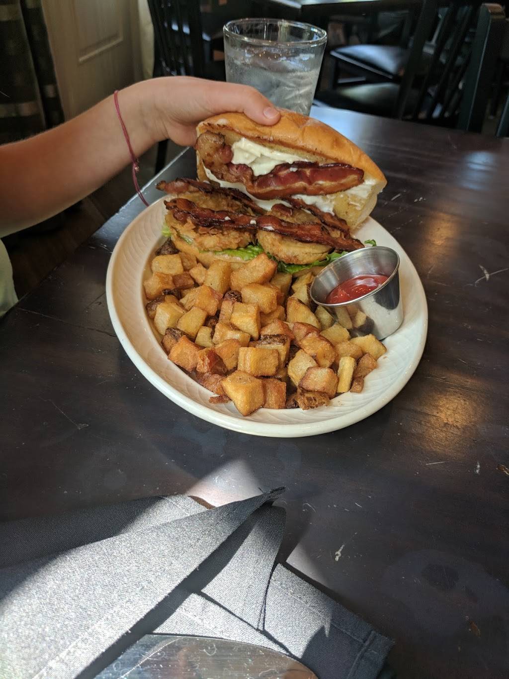 1910 | restaurant | 949 Ryan St, Lake Charles, LA 70601, USA | 3376026278 OR +1 337-602-6278