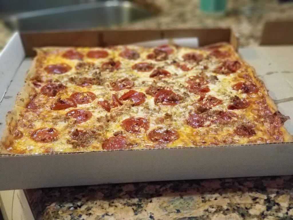 Bobbys Pizza | restaurant | 6514 NW Selvitz Rd, Port St. Lucie, FL 34983, USA | 7728719888 OR +1 772-871-9888