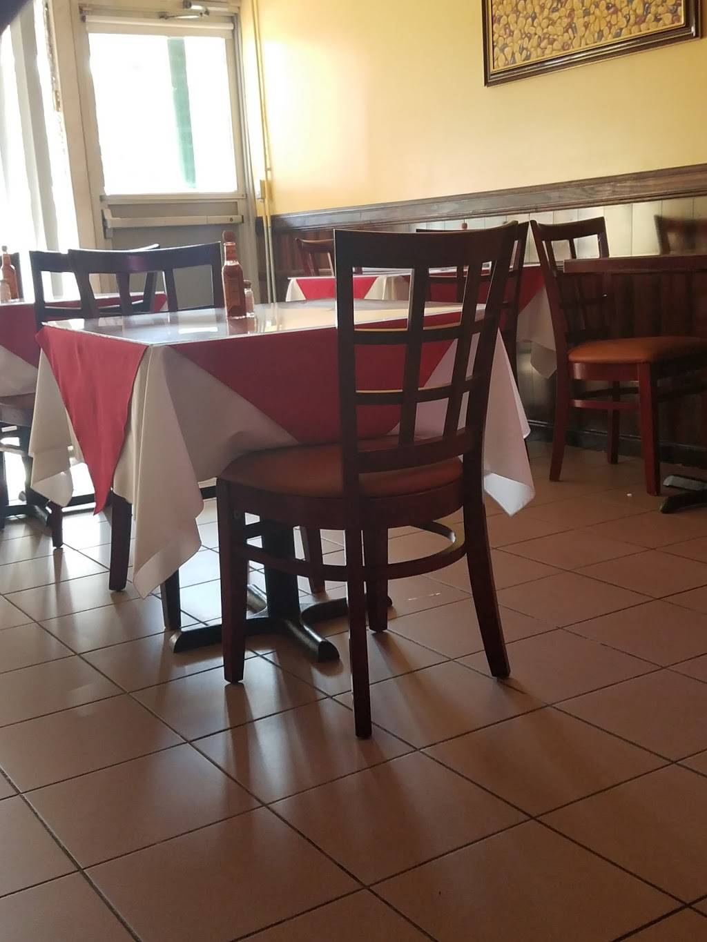 La Costa Del Sol | restaurant | 43 Guy Lombardo Ave, Freeport, NY 11520, USA | 5163781616 OR +1 516-378-1616